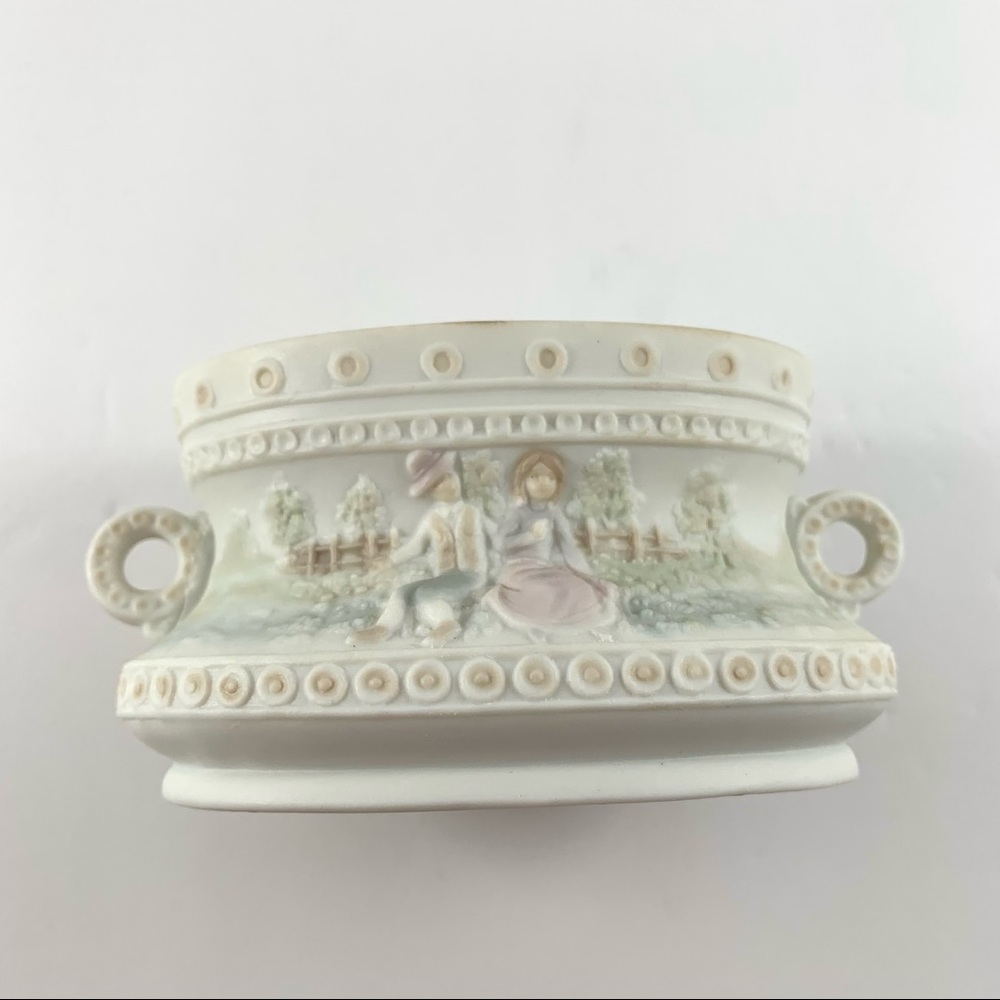 Lladro Miniatures tiny centerpiece